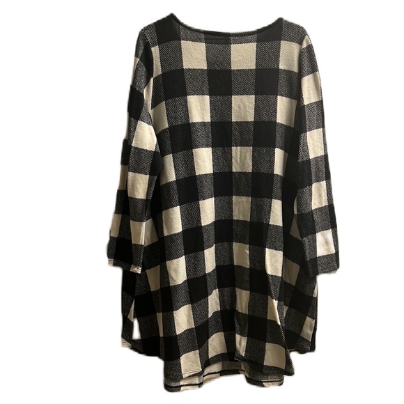 EMERALD, Checker Board Print, Scoop Neckline Shirt Dress, Black/Off White, 1X - Picture 2 of 6